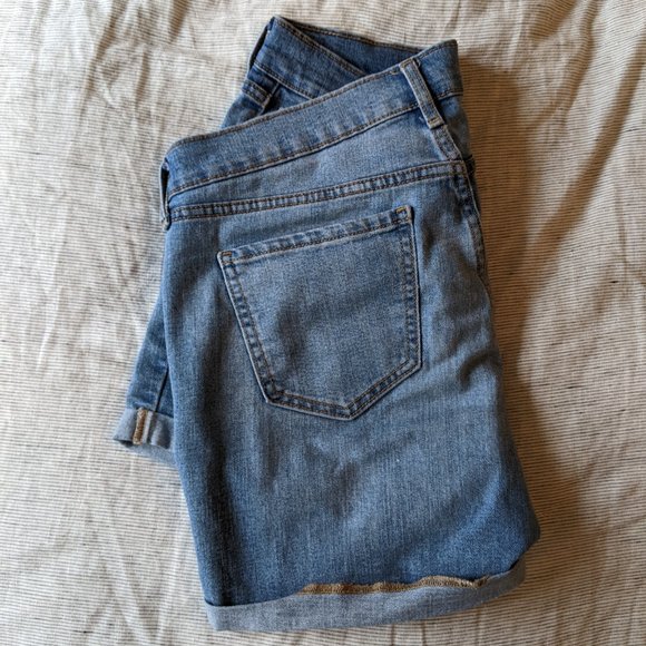 Old Navy Jean shorts - Picture 3 of 3